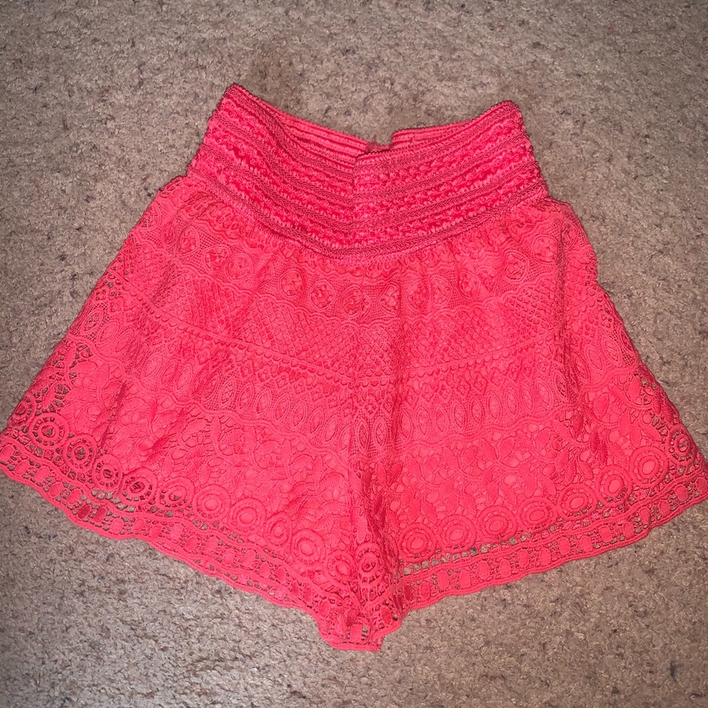 New Mix Small Crochet Shorts